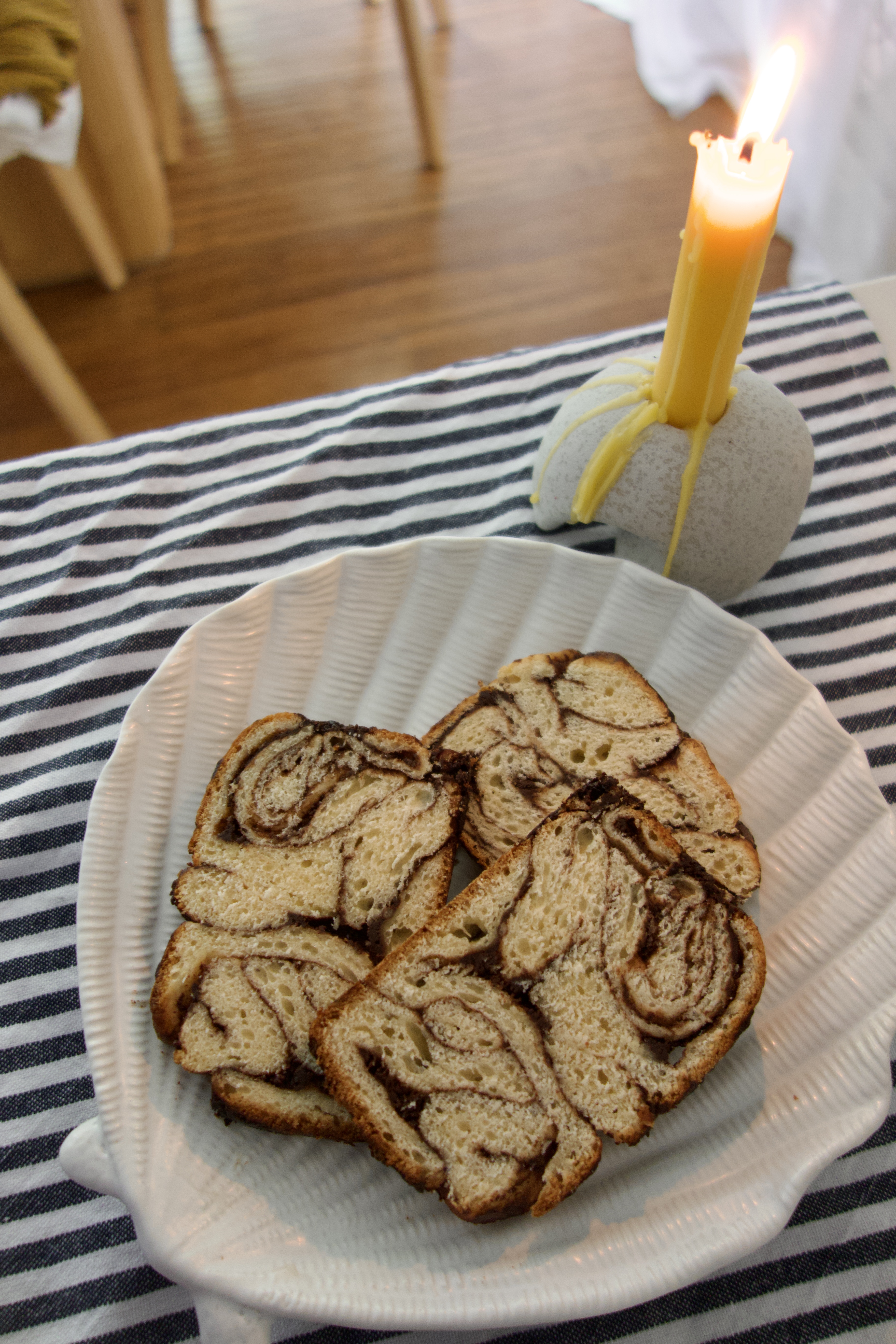Rich & Fluffy Chocolate Babka – Perfectly Soft with a Maple Glaze