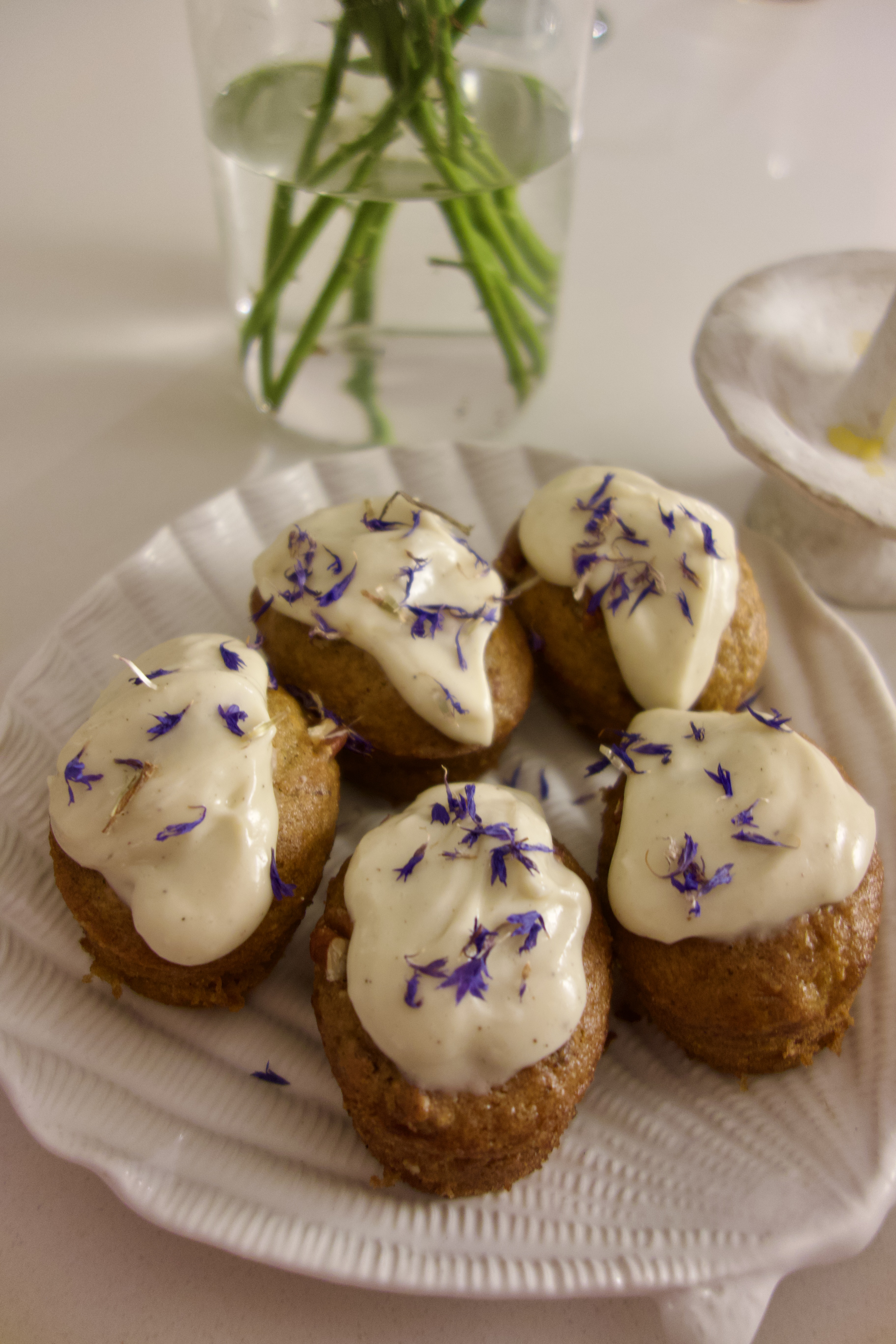 Mini Carrot Cakes (Simple & Dairy Free Option)